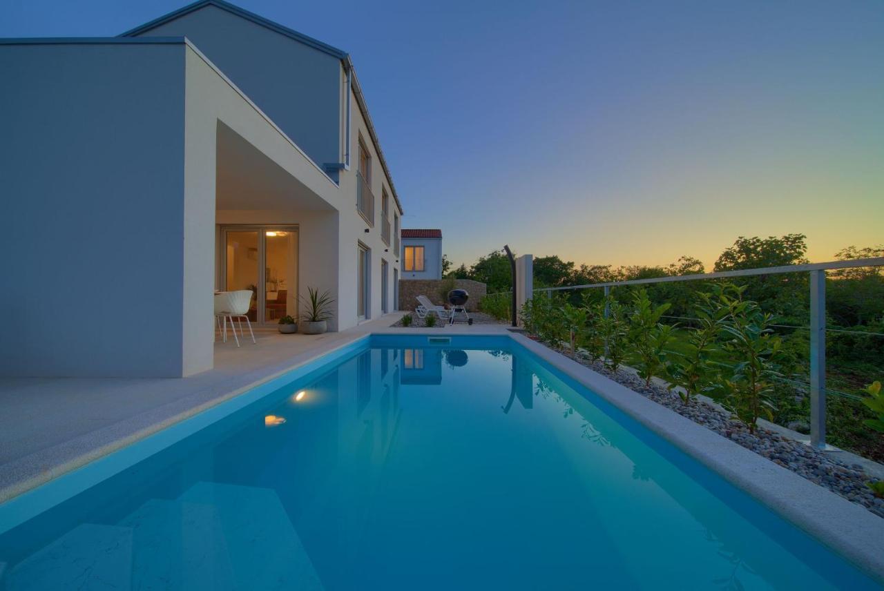 Villa Rossa Županje Exteriör bild